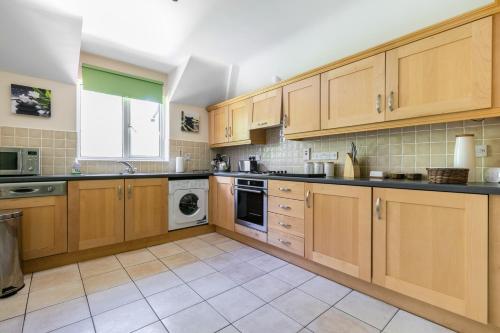 ห้องครัว, Titanic View Luxury Apartment Belfast in คาสเซิลวิว