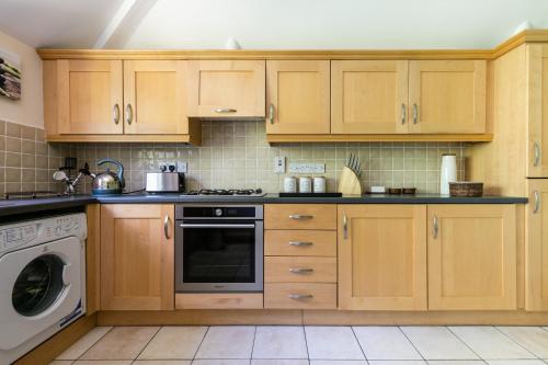 ห้องครัว, Titanic View Luxury Apartment Belfast in คาสเซิลวิว
