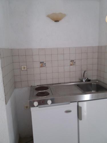 Apaggio Apartments - image 8
