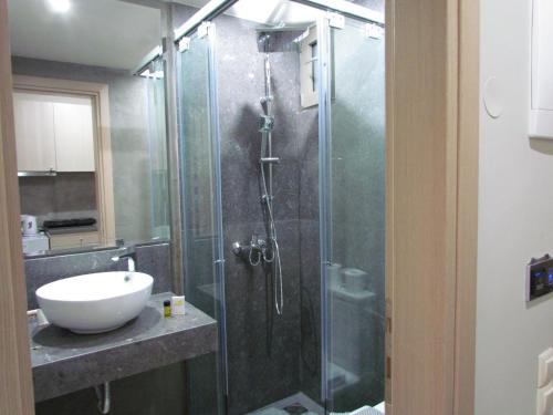 Archipelagos Hotel - image 2