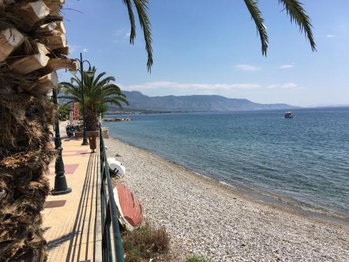  Beach House of Agioi Theodoroi, Pension in Agii Theodori bei Kineta