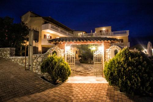 Blue Horizon Studios - image 8