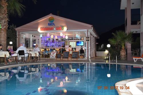 Minta Apartments - image 4