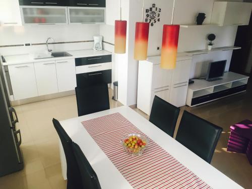 Apartment Leonardo - image 11