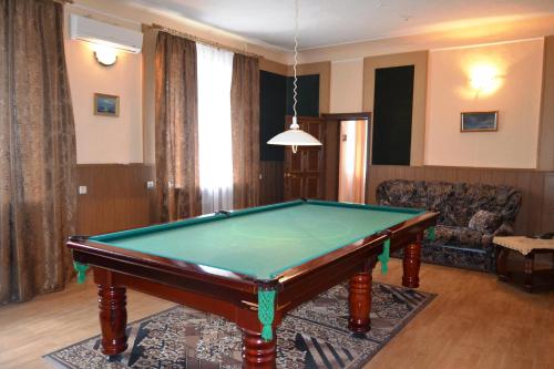 Hotel Nika - image 2
