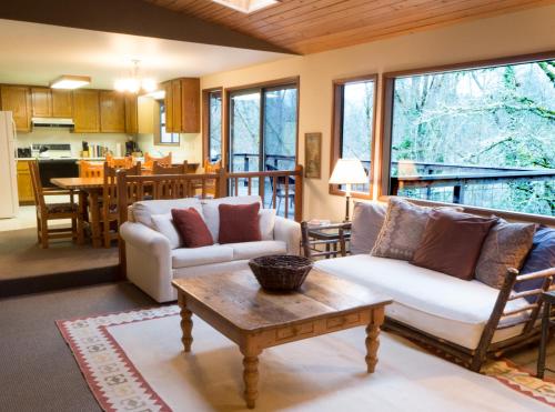The River House - image 10