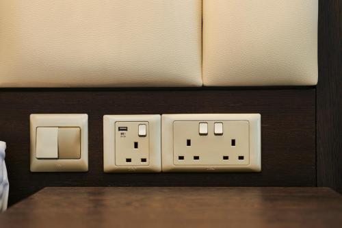 Executive Suite image 4