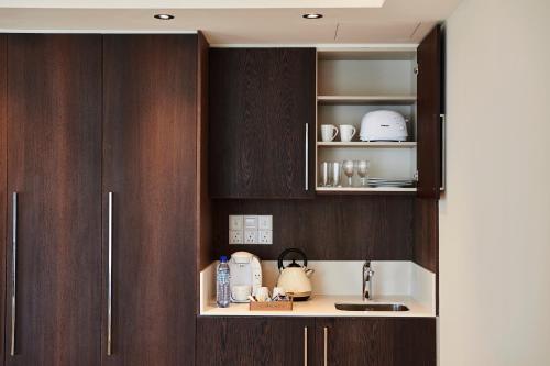 Executive Suite image 1