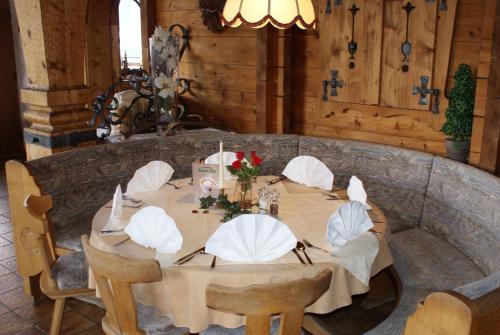 Restaurant, Gasthof Tannen - Alm in Zell Am See
