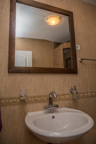 Apartments Bonaca - image 4