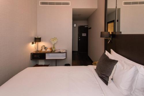 Camden Enterprise Hotel - image 4
