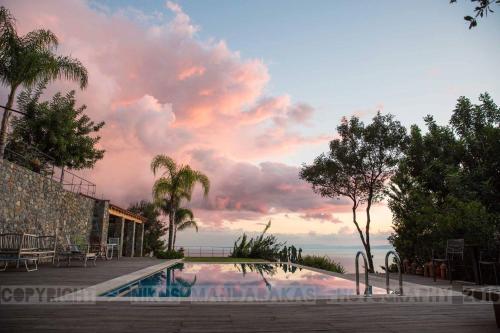 แผนผังชั้น, Villa Mos in แคลามาทา