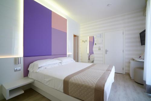 Hotel Helen – Caorle, GA