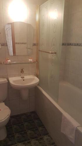 2 twin beds