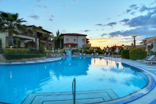 Aegean Melathron Thalasso Spa Hotel - image 7