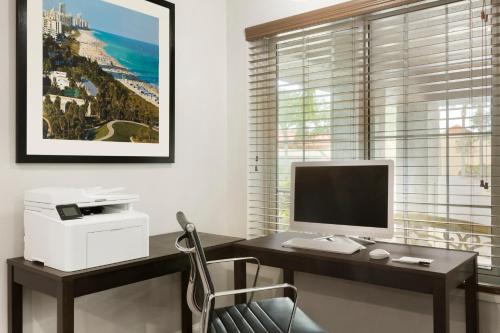SureStay Plus by Best Western Vero Beach - 로비