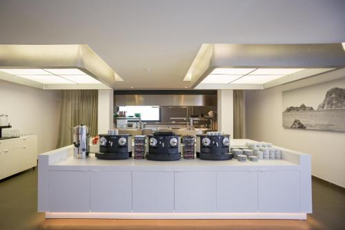 Photo 0 Migjorn Ibiza Suites & Spa