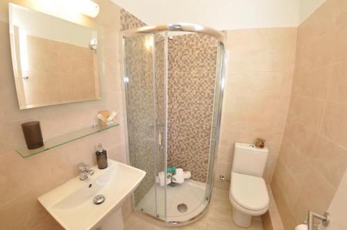 Braziliana Apartments - image 5