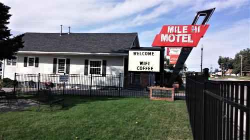 

Black Hills Mile Hi Motel