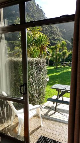 Piha Beachstay Accommodation