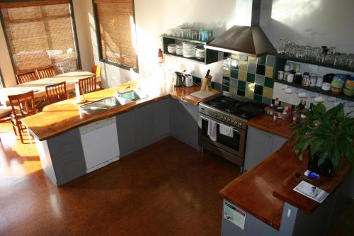 Dapur, Piha Beachstay Accommodation in Piha
