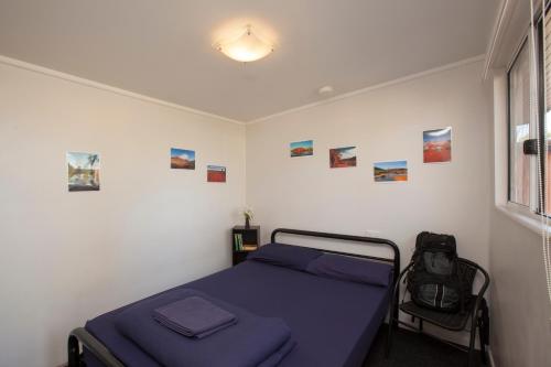 Alice Lodge Backpackers Stop at Alice Lodge Backpackers to discover the wonders of Alice Springs. The hotel has everything you need for a comfortable stay. To be found at the hotel are BBQ facilities, airport transfer, lugga