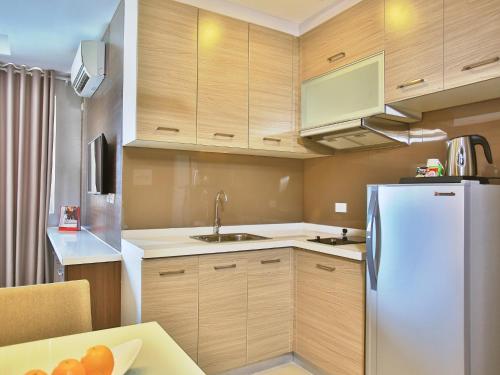 köök, Valero Grand Suites by Swiss-Belhotel in Makati
