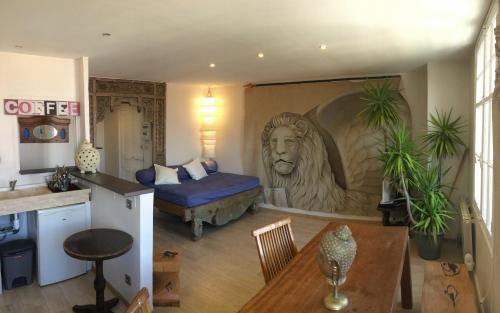 Le Lion blanc St Raphael