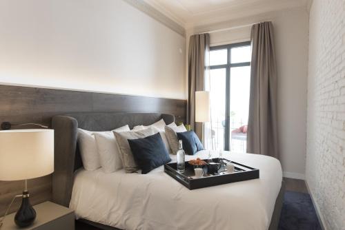 102160260 Casagrand Luxury Suites