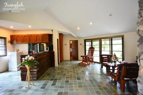 フエンファ リバーサイド ガーデンズ リゾート (Fuengfah Riverside Gardens Resort) in マエリム