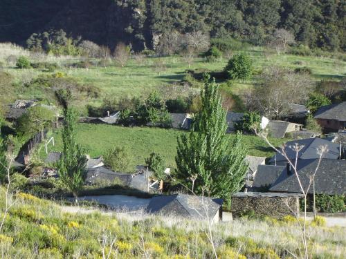 Carriles Romanos in Villanueva de Valdueza