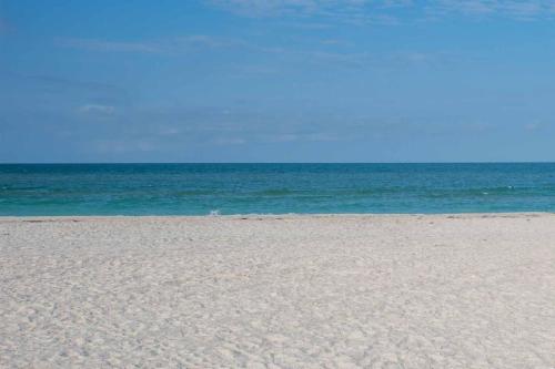 3 Seahorse Cottages In Fl