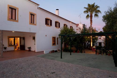  Quinta Monte da Rocha, Unterkunft in Salir