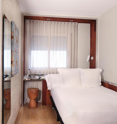 Hotel Balmes - image 11