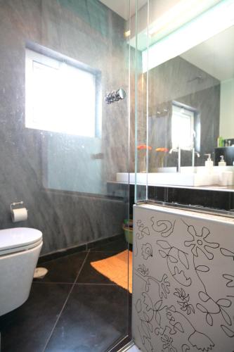 Mind-blowing Acropolis View Apt - image 3