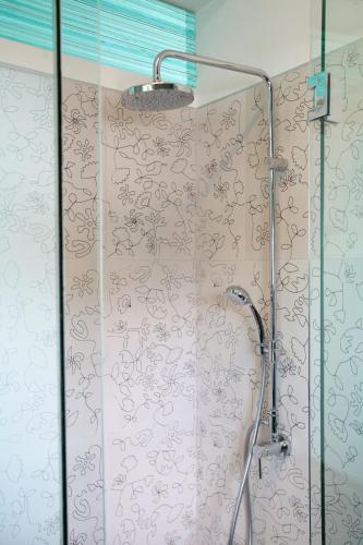 Mind-blowing Acropolis View Apt - image 14