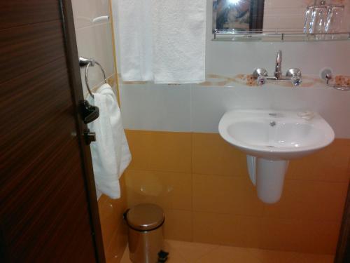 Family Hotel Marsina – Sofia, NY