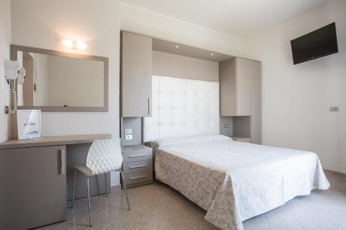 Hotel Olympia - image 12