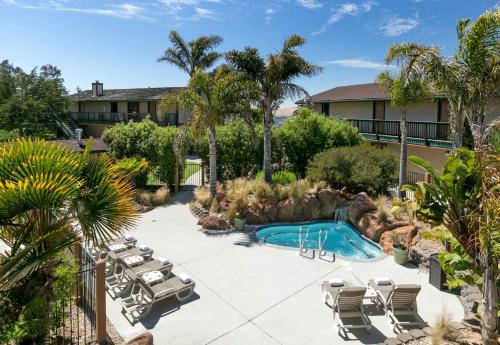 Swimming pool, Sea Pines Golf Resort in Los Osos (CA)