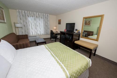 Hope Hotel and Richard C. Holbrooke Conference Center in แฟร์บอร์น (OH)