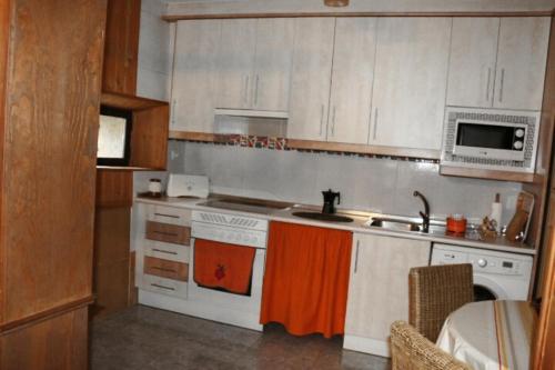 Casa Rural Los 2 Yugos in Navaluenga