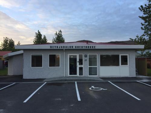 Utvendig, Reykjadalur Guesthouse in Hveragerði