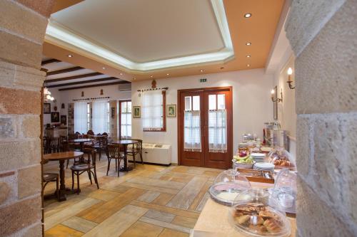 Petrino Guesthouse - image 5