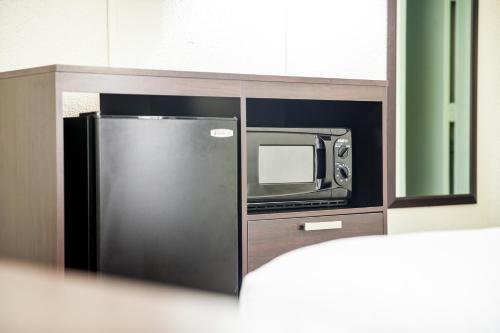 Double Room with Two Double Beds - Non-Smoking