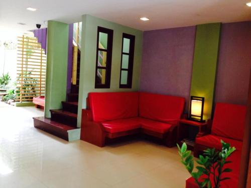 ล็อบบี้, ชอร์ ไทม์ โฮเต็ล แอนเนกซ์ (Shore Time Hotel Annex) in สถานี 2