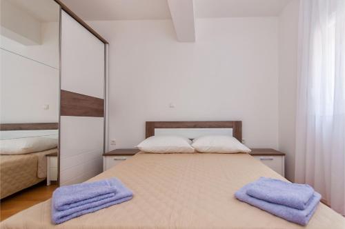 Apartman Mira- Omis