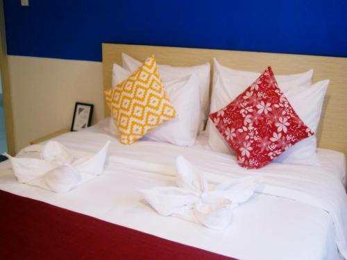 Leos Hotel - Tomohon