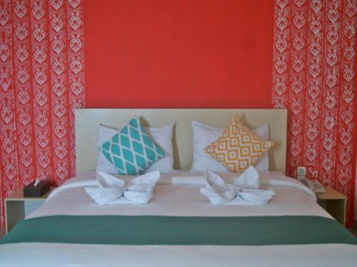 Leos Hotel - Tomohon