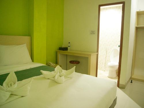 Leos Hotel - Tomohon
