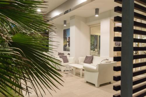 Perla Verde Hotel - image 5